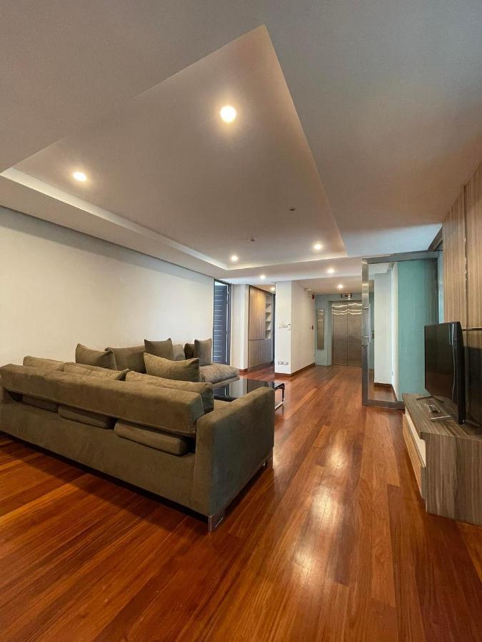 Vivi Avenue Thonglor Apartment Bangkok Exterior photo
