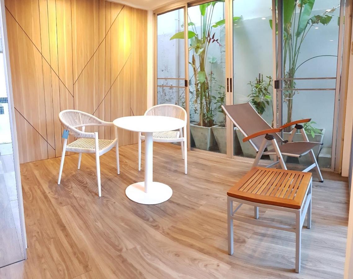 Vivi Avenue Thonglor Apartment Bangkok Exterior photo