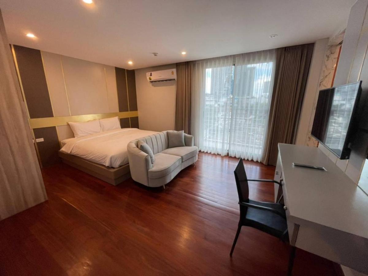 Vivi Avenue Thonglor Apartment Bangkok Exterior photo