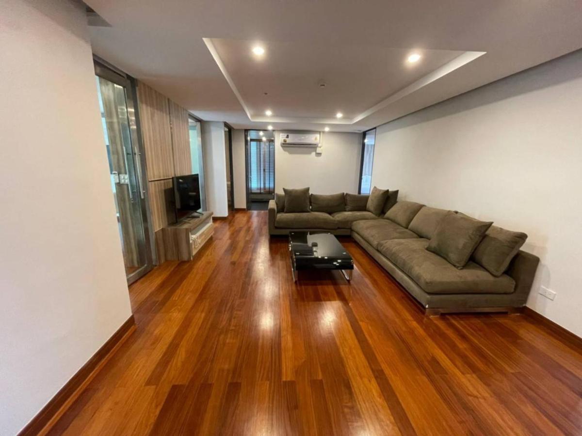 Vivi Avenue Thonglor Apartment Bangkok Exterior photo